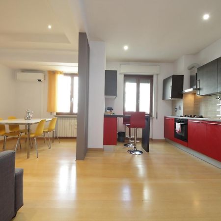 Cozy And Comfy Apartment In Piramide Metro Stop 罗马 外观 照片