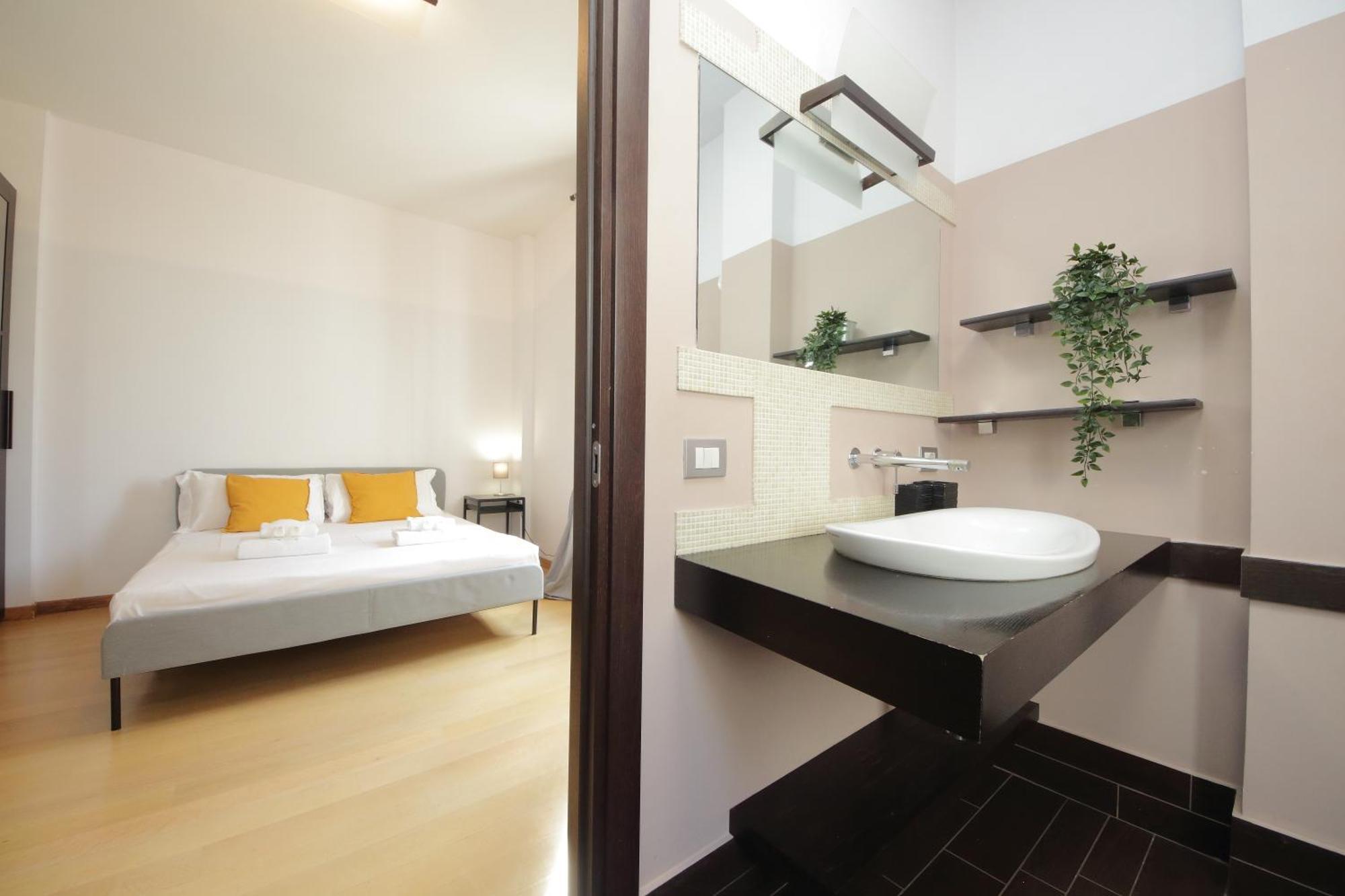 Cozy And Comfy Apartment In Piramide Metro Stop 罗马 外观 照片