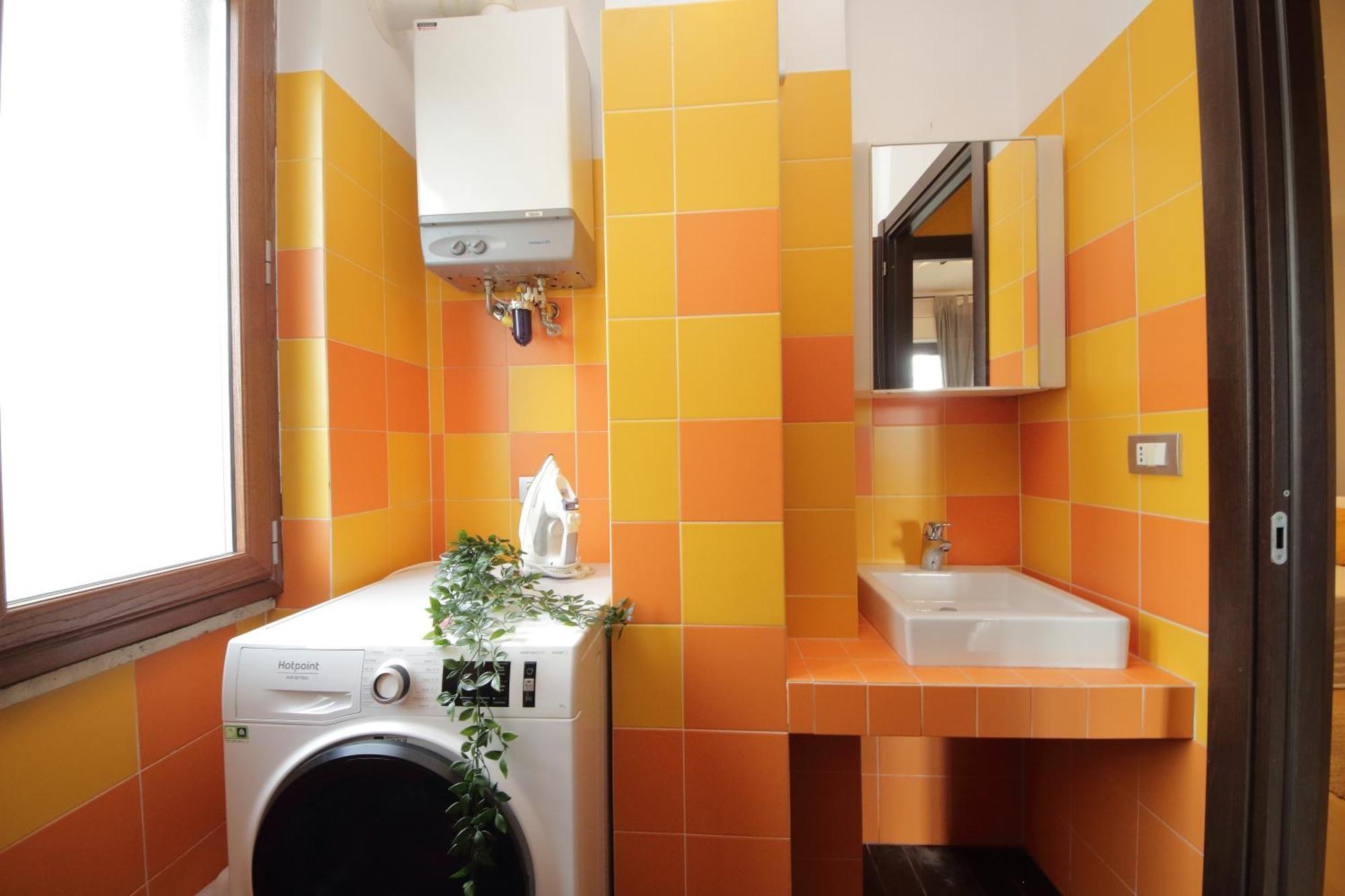 Cozy And Comfy Apartment In Piramide Metro Stop 罗马 外观 照片